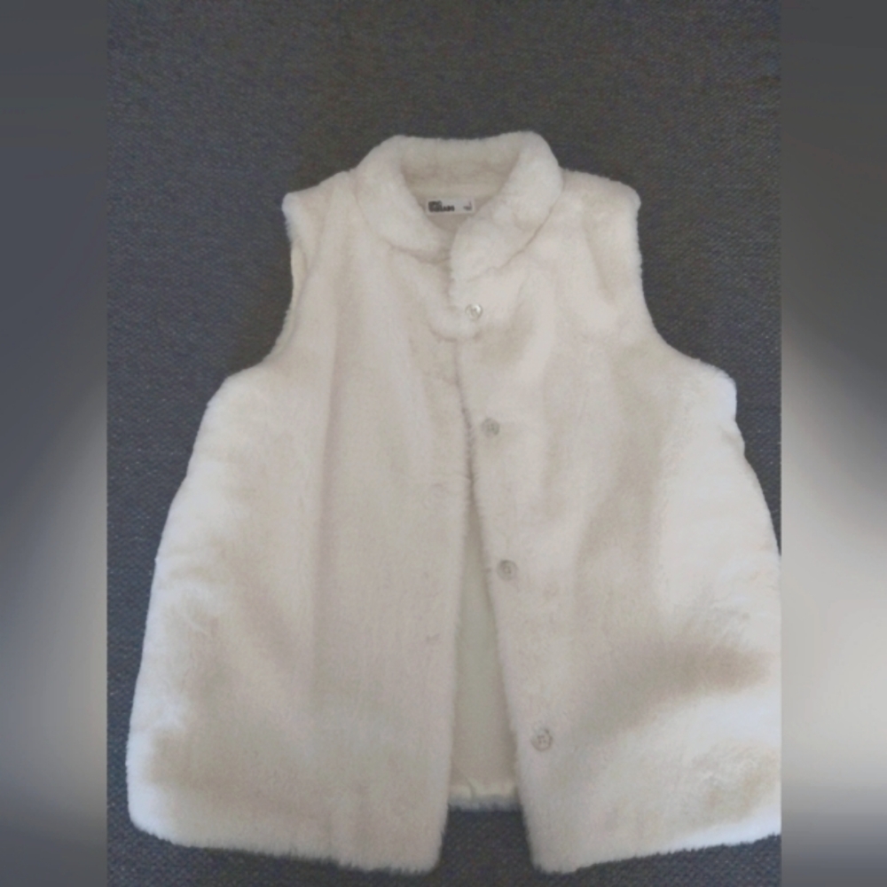 EPIC THREADS Girls Faux Fur Ivory Vest